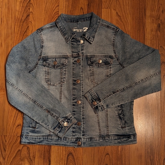Seven7 Jackets & Blazers - Seven7 Denim Jacket in Blue, Size Small